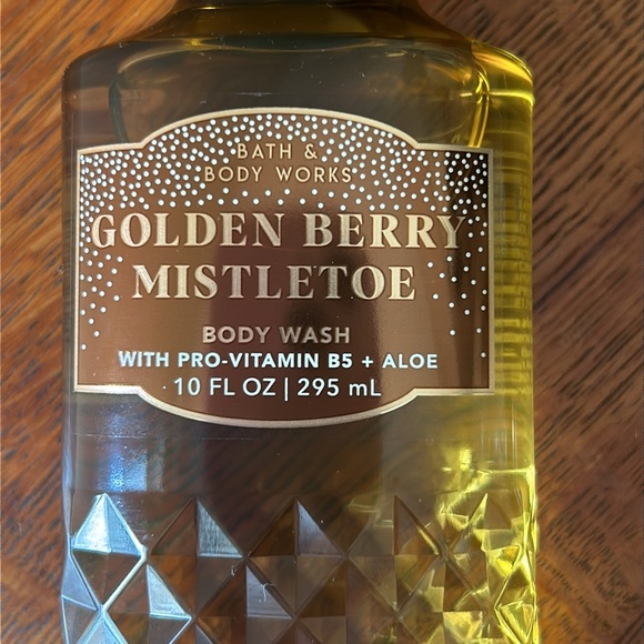Bath & Body Works Golden Berry Mistletoe - Picture 5 of 6